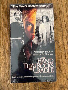 The Hand That Rocks The Cradle 1992 Movie VHS Drama Annabella Sciorra New Sealed